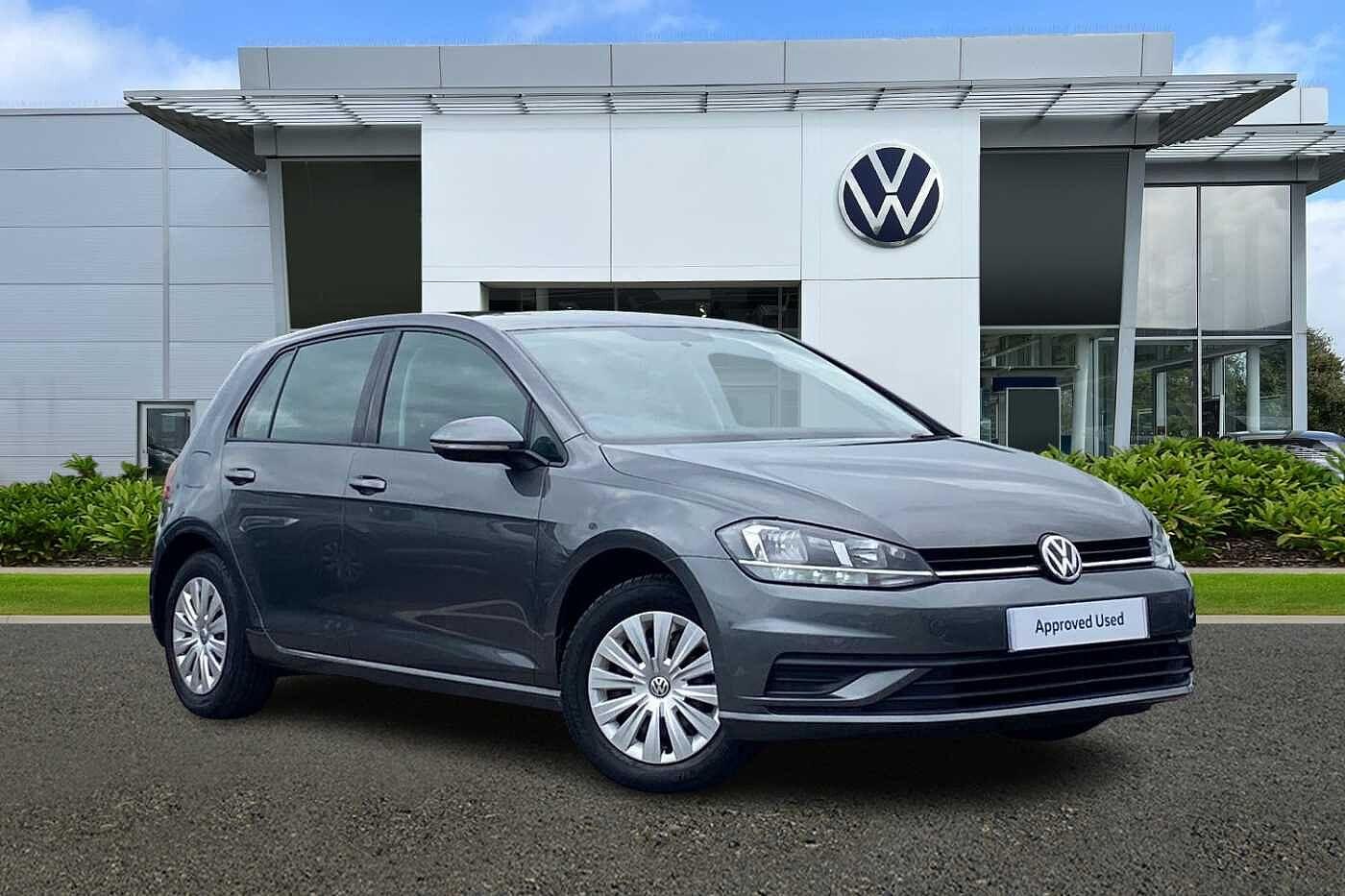 Main listing image - Volkswagen Golf