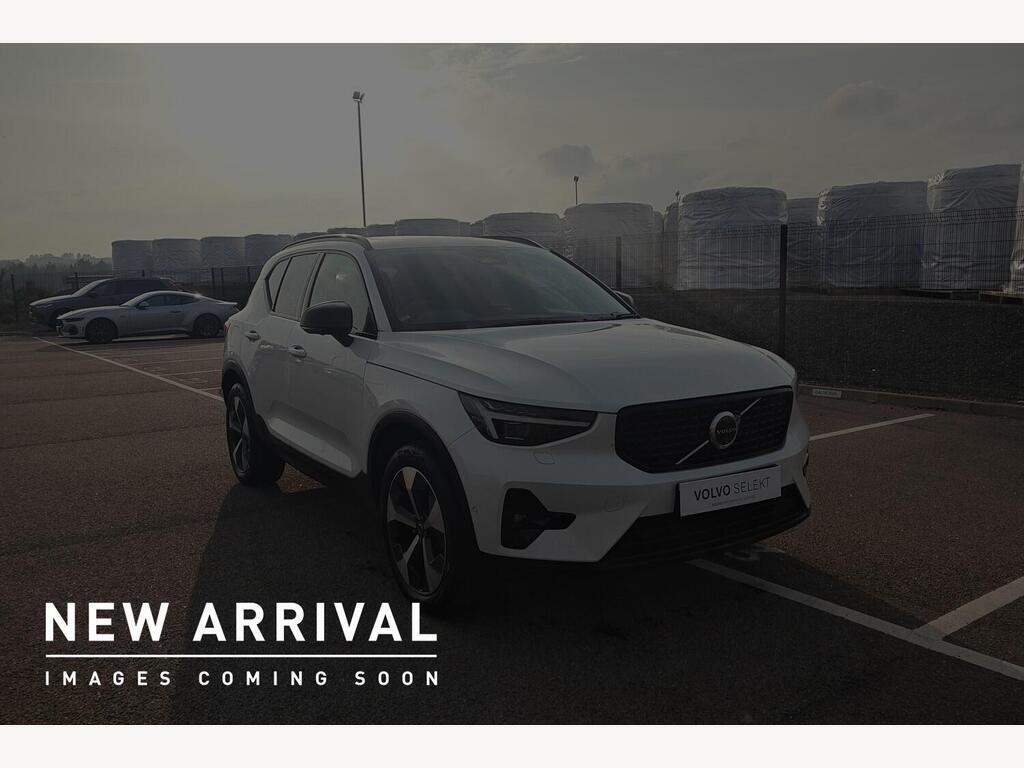 Main listing image - Volvo XC40