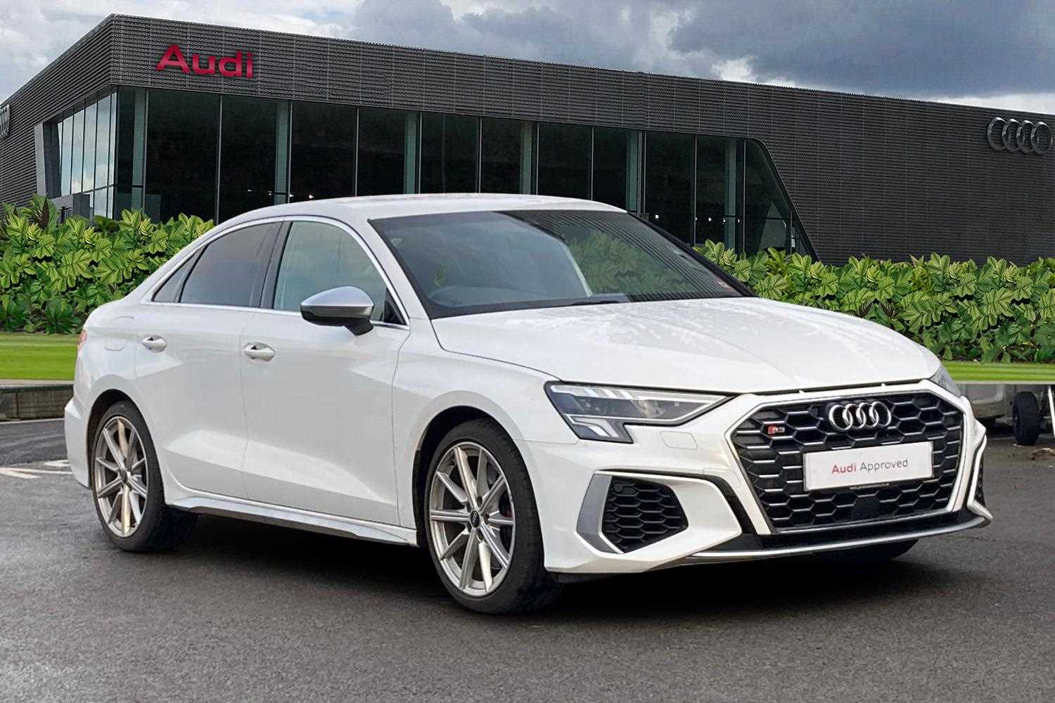 Main listing image - Audi S3