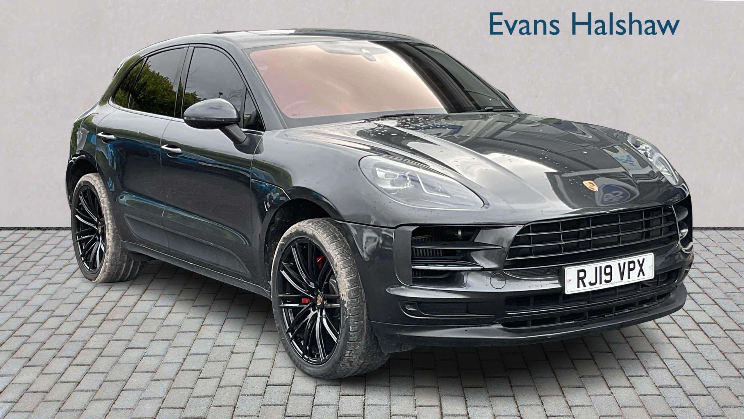 Main listing image - Porsche Macan