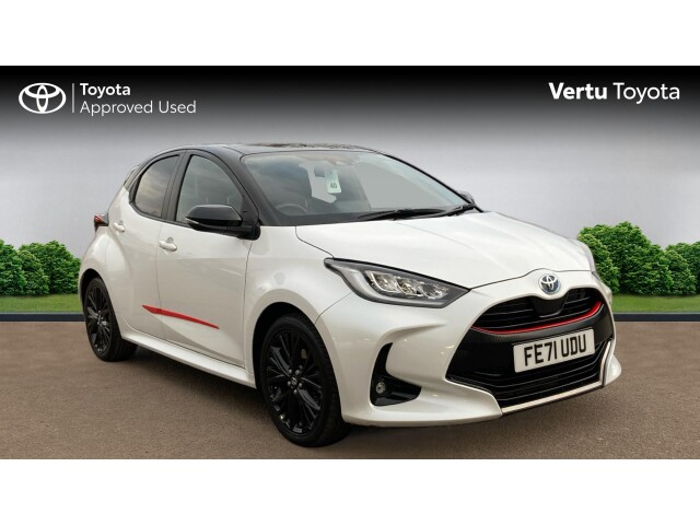 Main listing image - Toyota Yaris