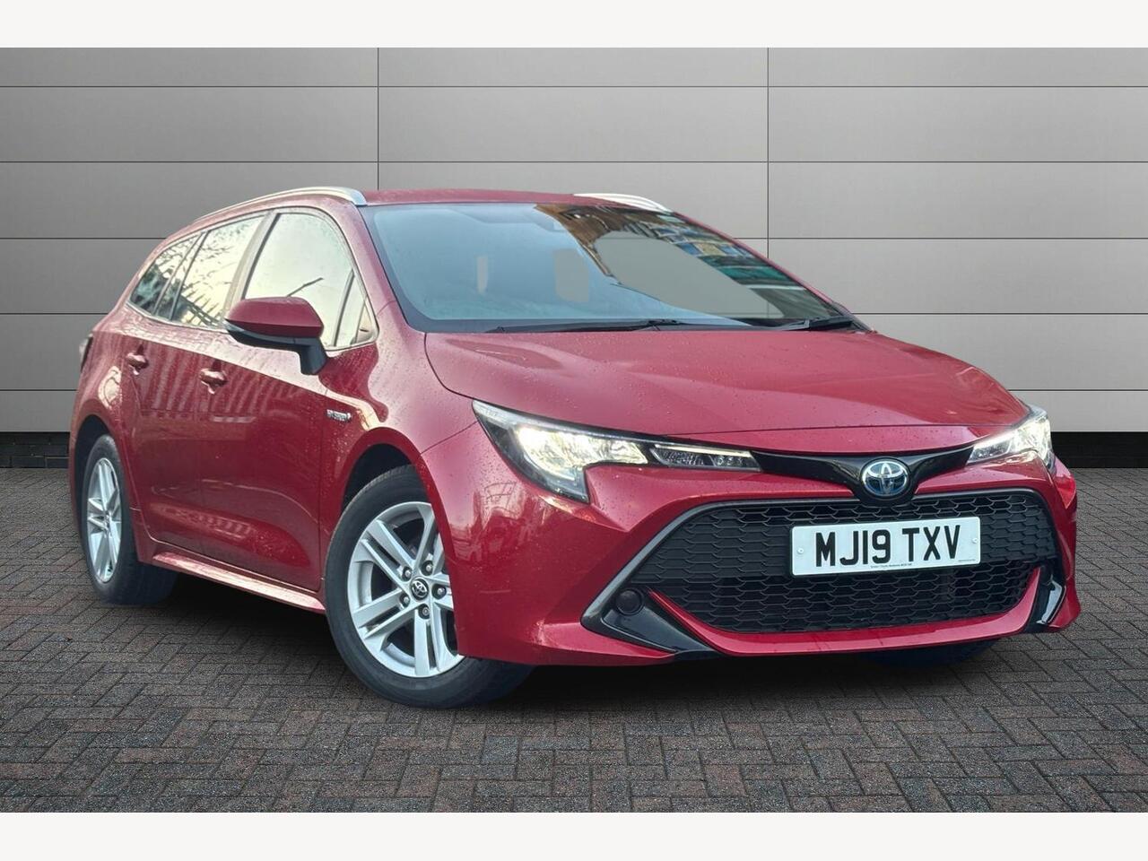 Main listing image - Toyota Corolla Touring Sport