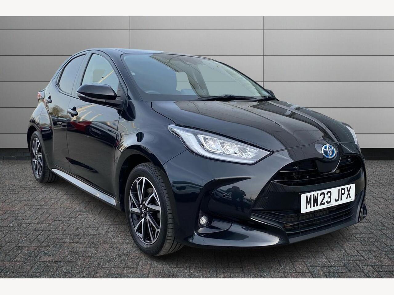 Main listing image - Toyota Yaris