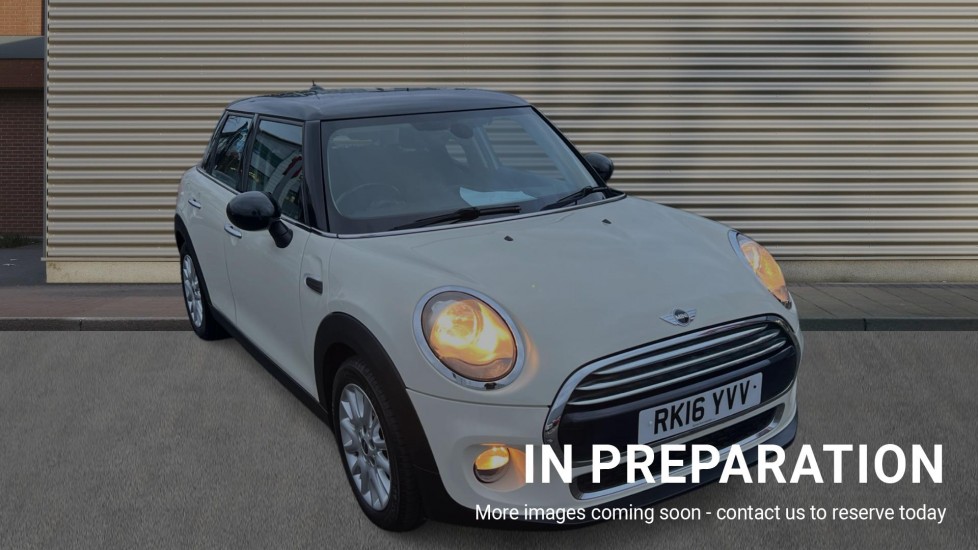 Main listing image - MINI Hatchback 5dr