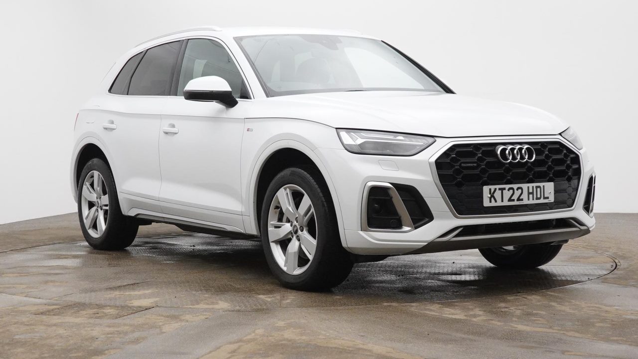 Main listing image - Audi Q5