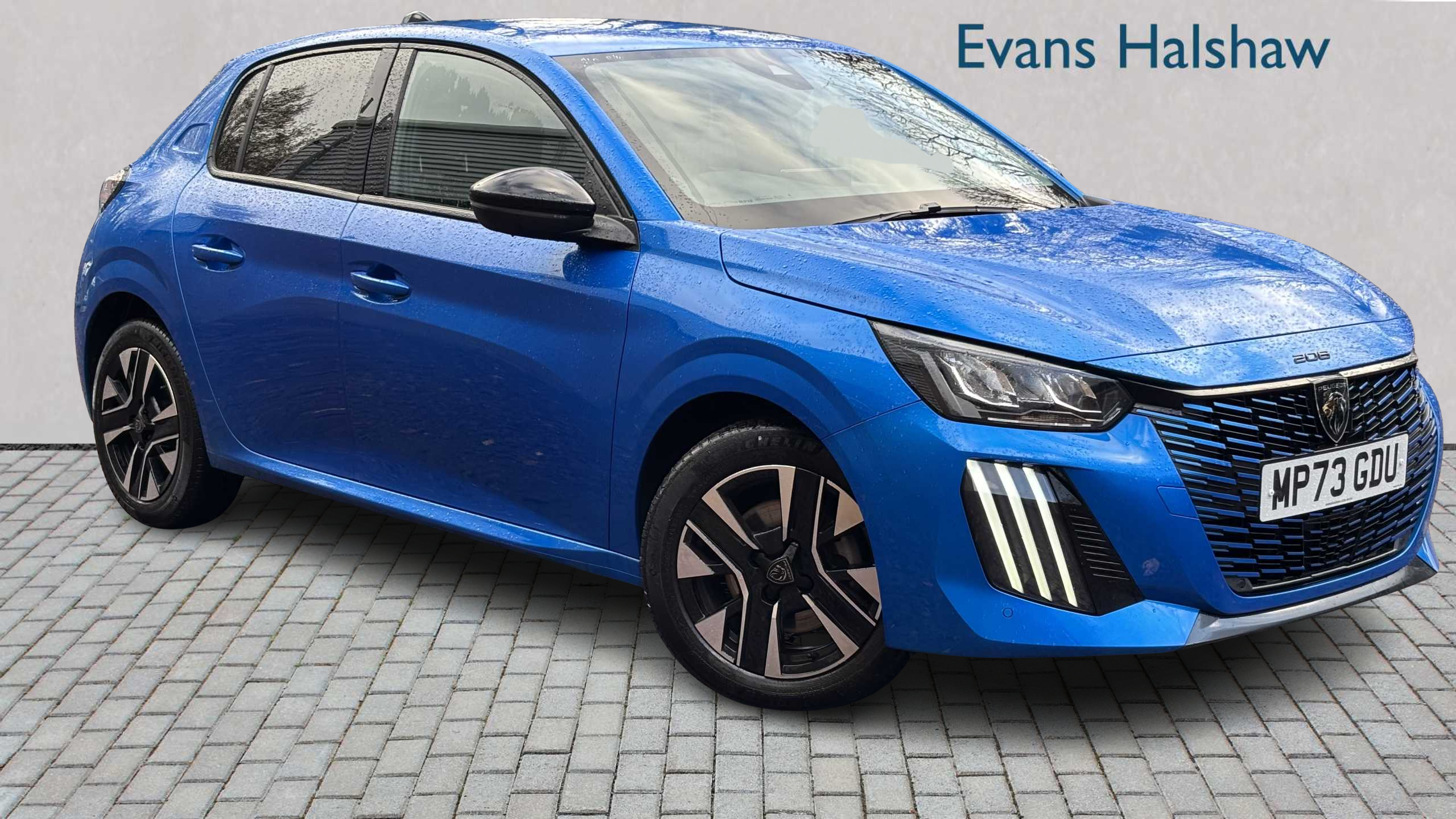 Main listing image - Peugeot 208