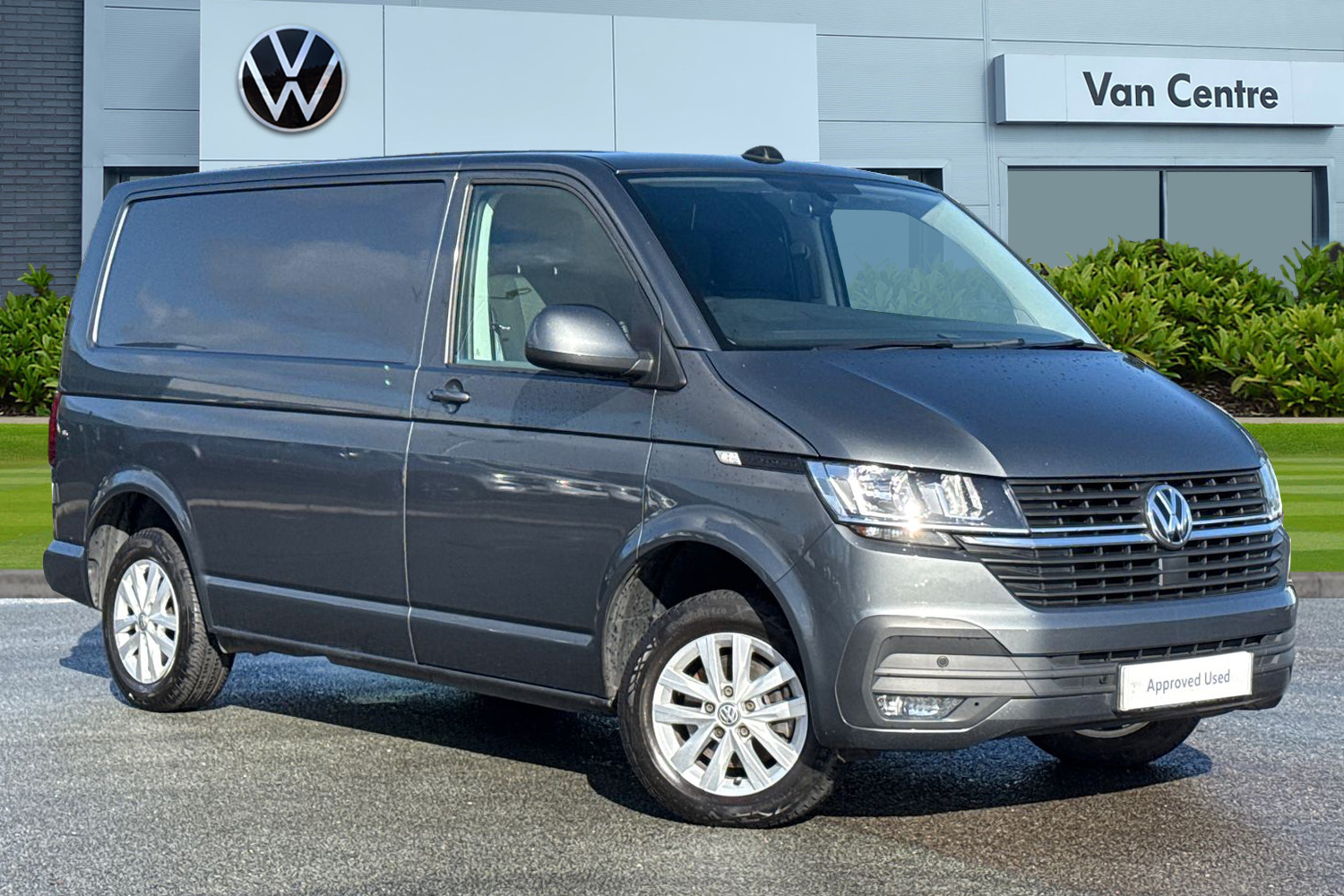 Main listing image - Volkswagen Transporter