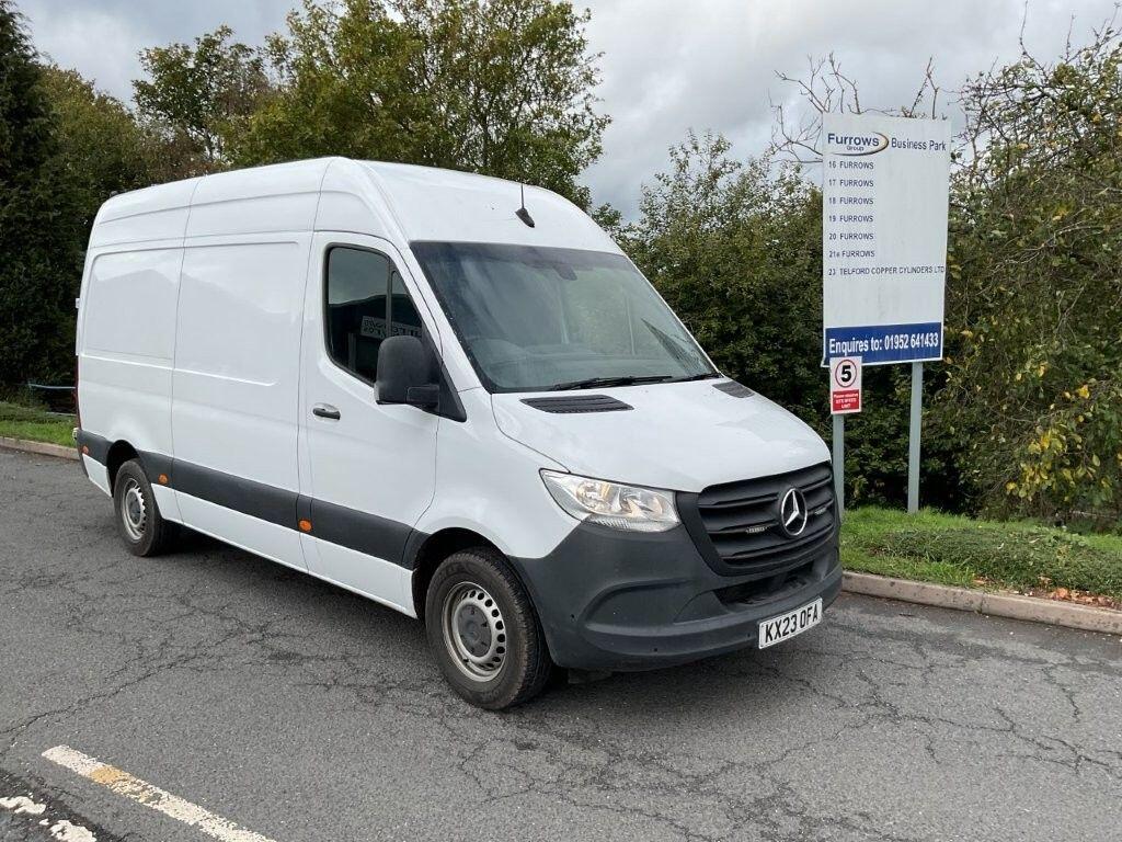 Main listing image - Mercedes-Benz Sprinter