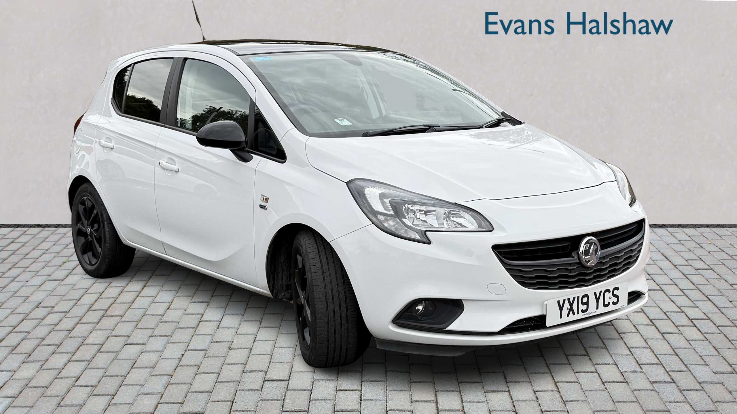 Main listing image - Vauxhall Corsa