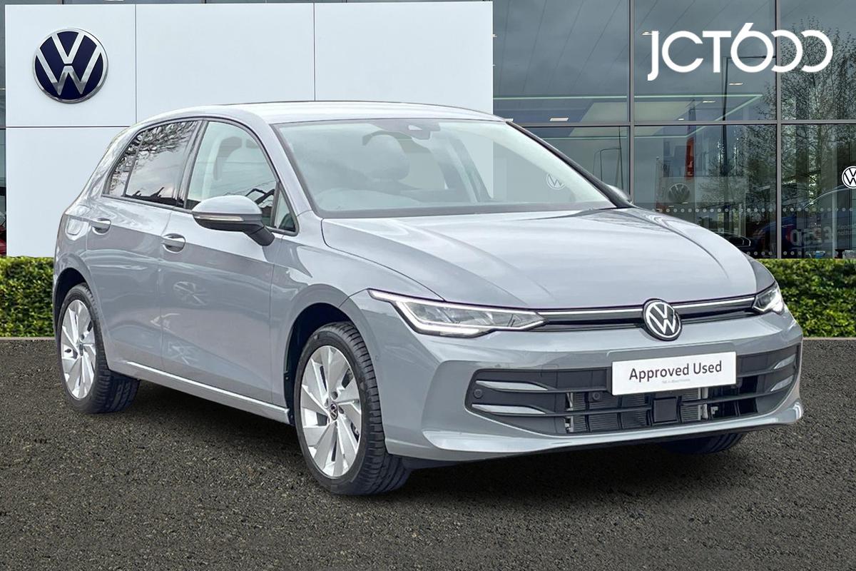 Main listing image - Volkswagen Golf