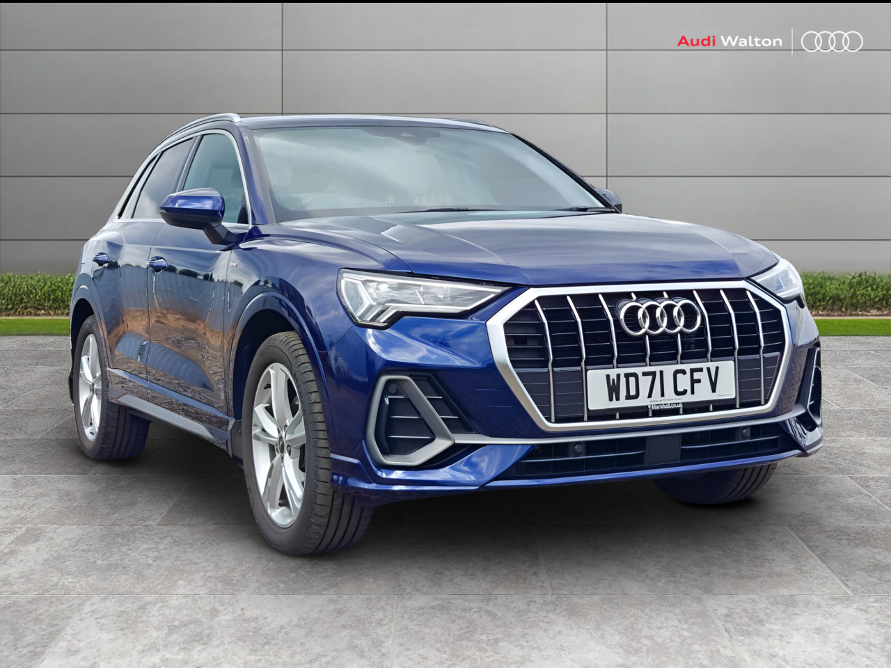 Main listing image - Audi Q3