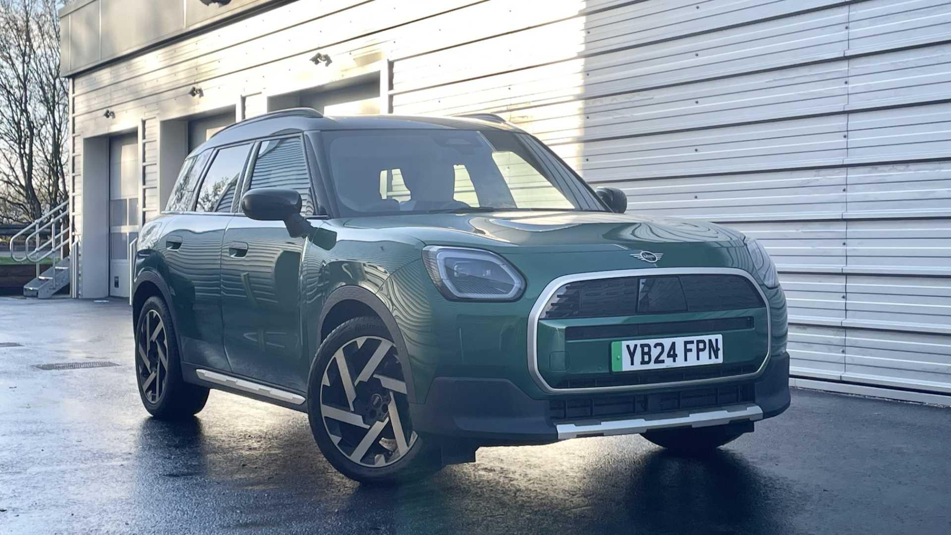 Main listing image - MINI Countryman