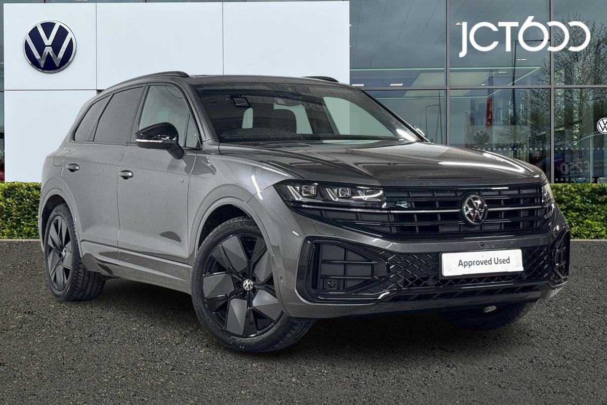 Main listing image - Volkswagen Touareg