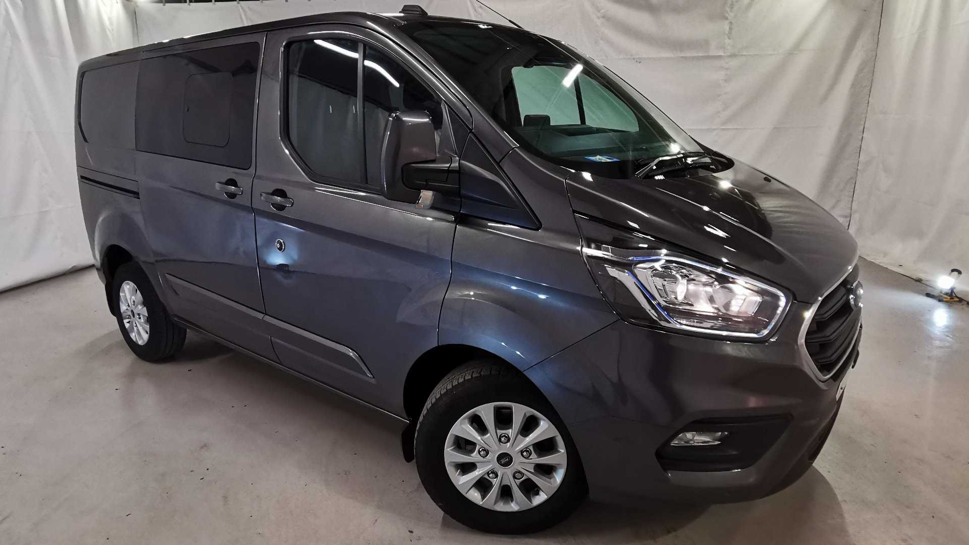 Main listing image - Ford Transit Custom