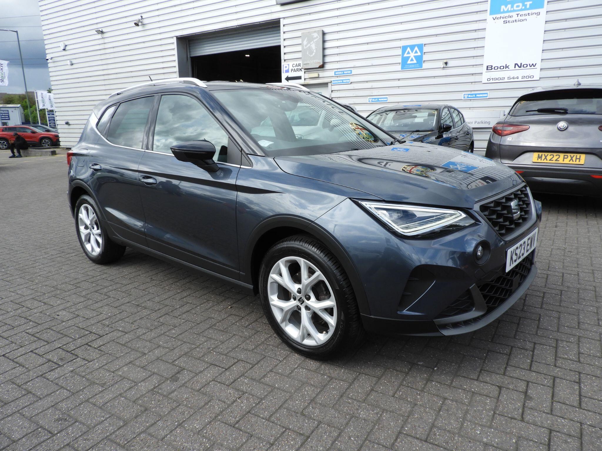 Main listing image - SEAT Arona