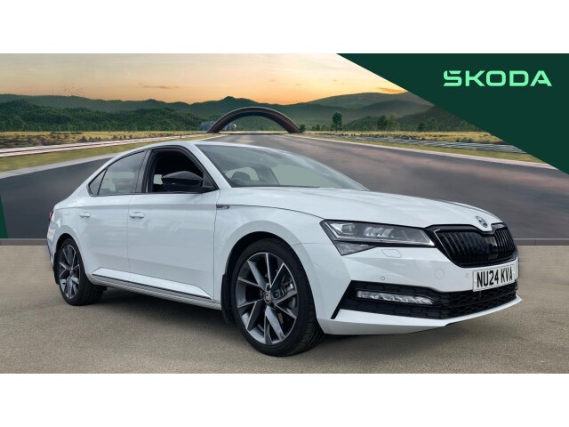 Main listing image - Skoda Superb