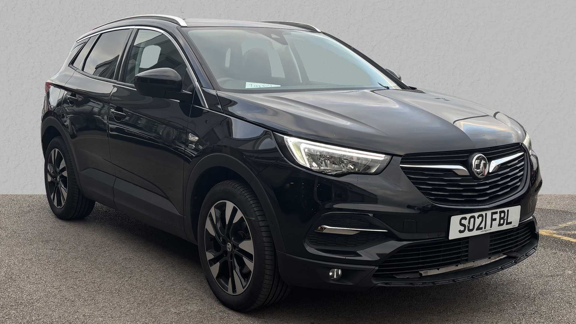 Main listing image - Vauxhall Grandland X