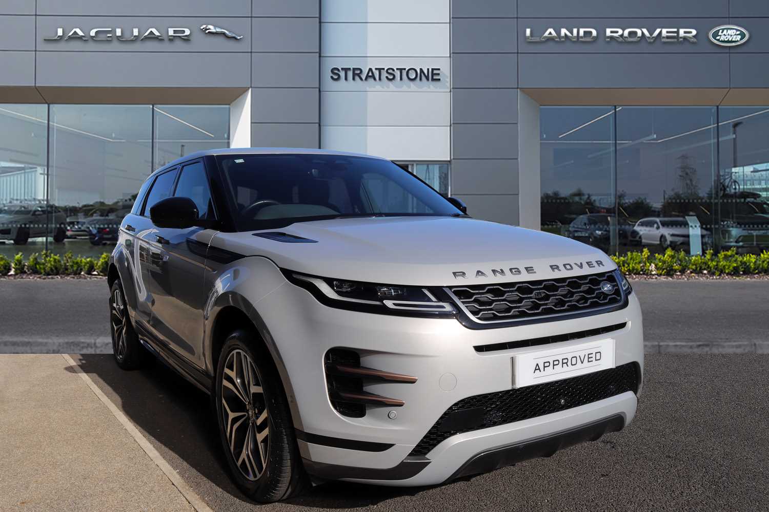 Main listing image - Land Rover Range Rover Evoque