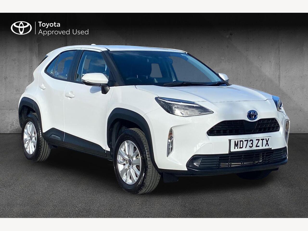 Main listing image - Toyota Yaris Cross