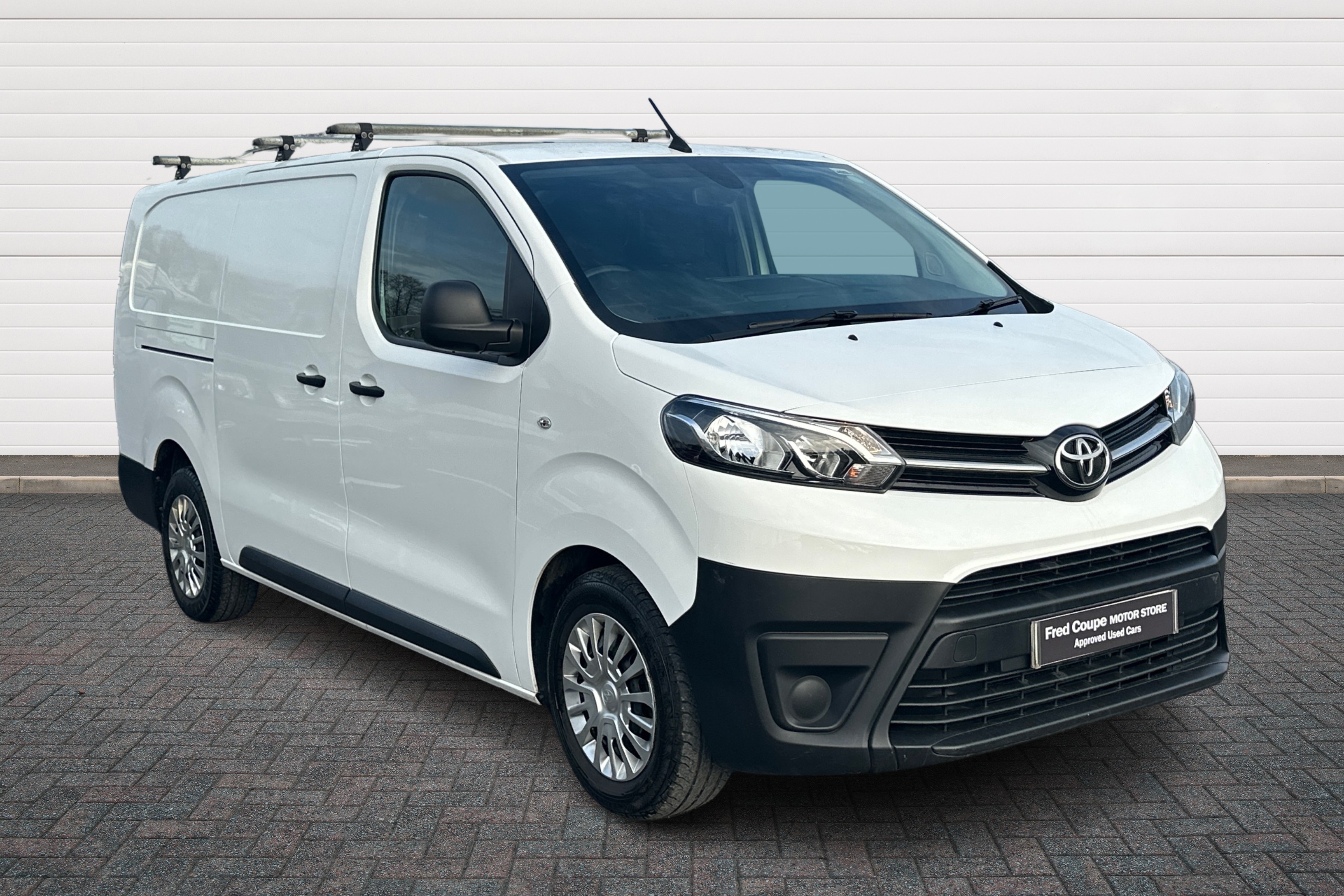 Main listing image - Toyota Proace