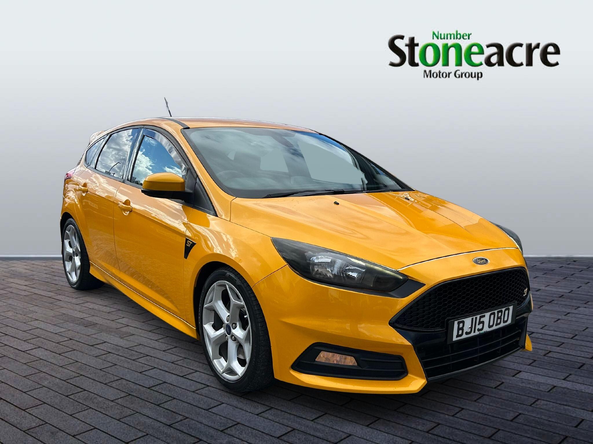 Main listing image - Ford Focus ST