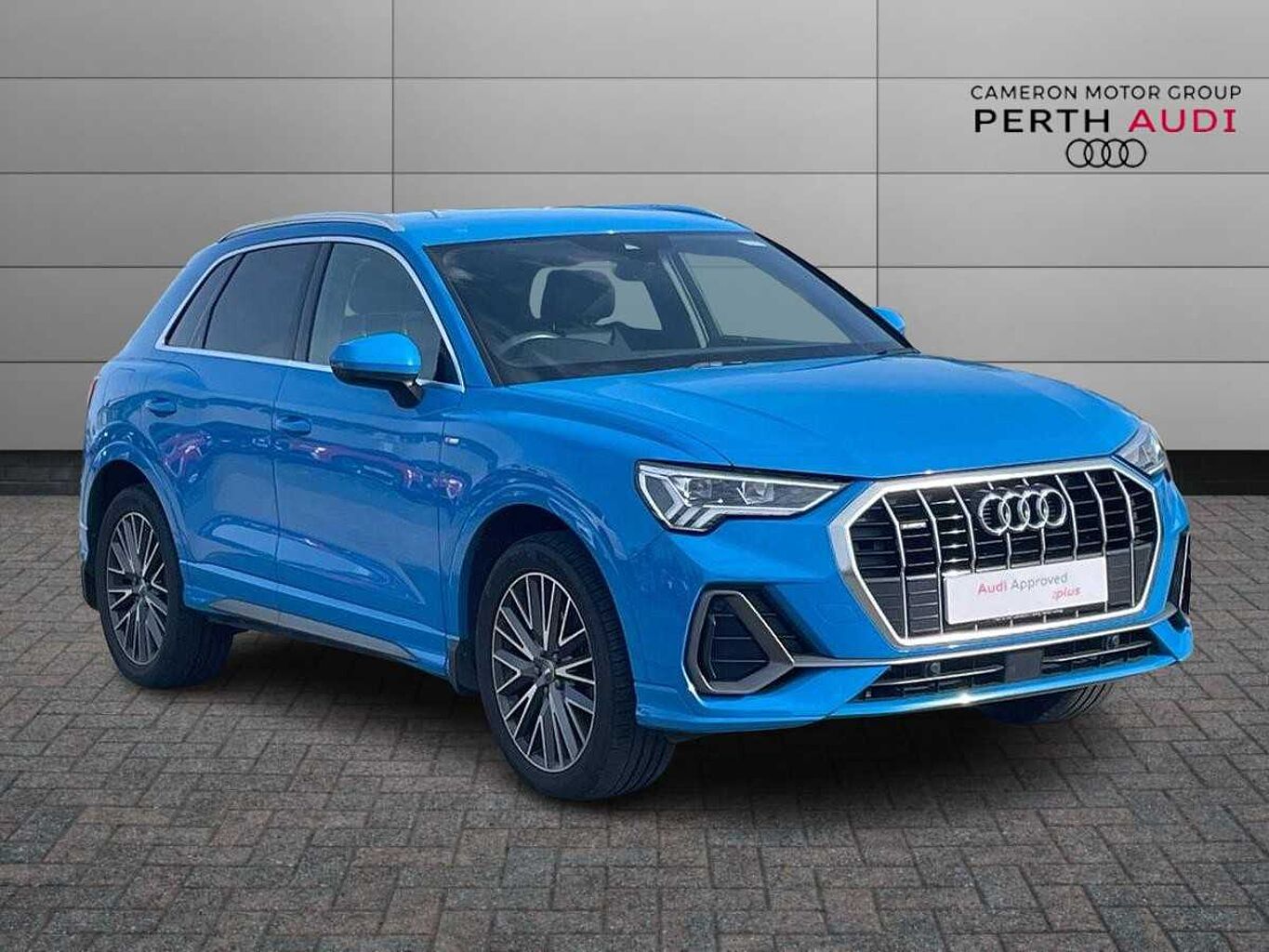 Main listing image - Audi Q3