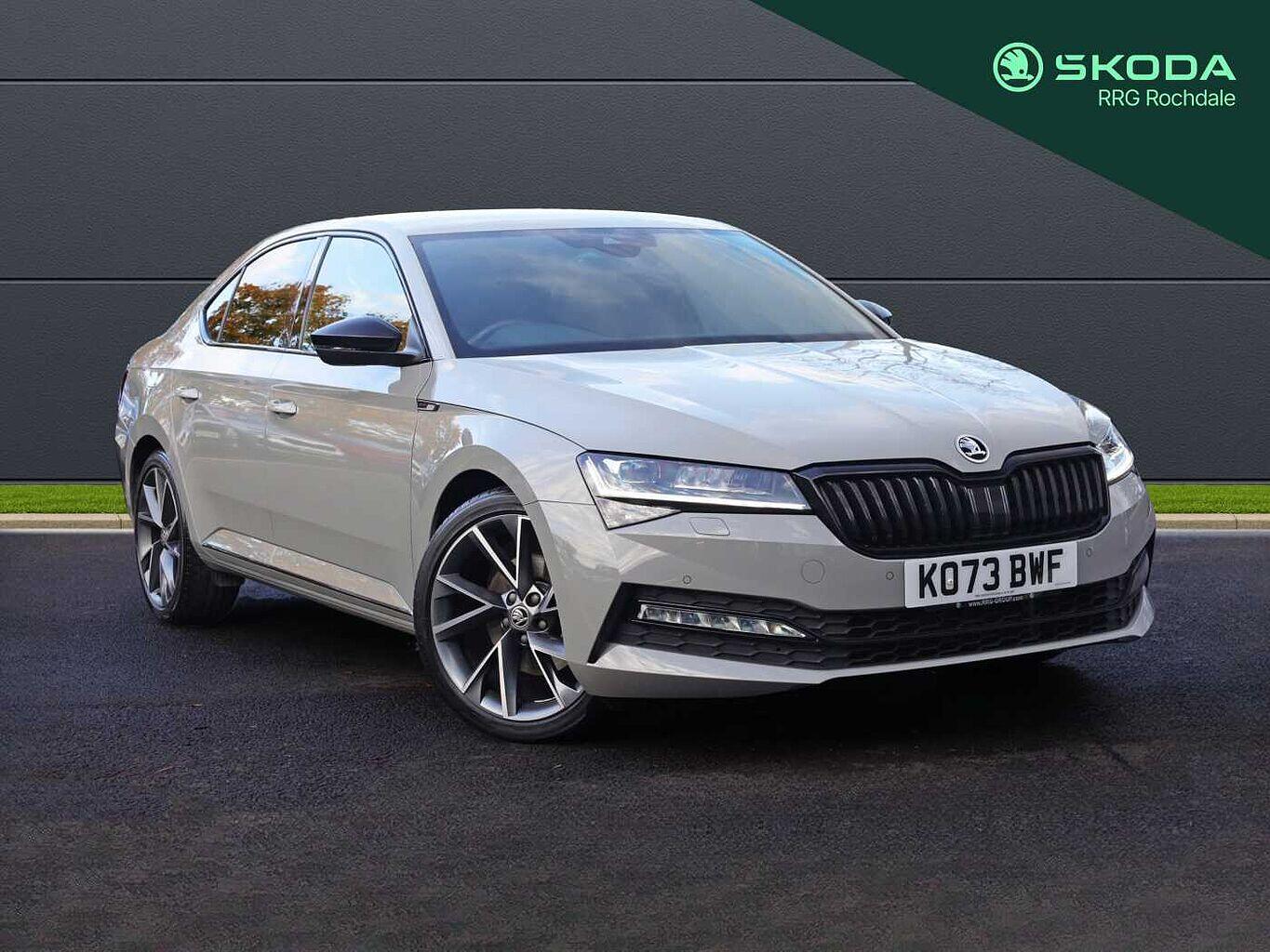 Main listing image - Skoda Superb