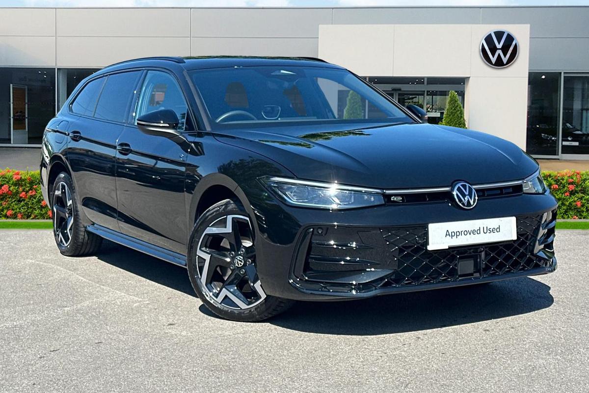 Main listing image - Volkswagen Passat Estate