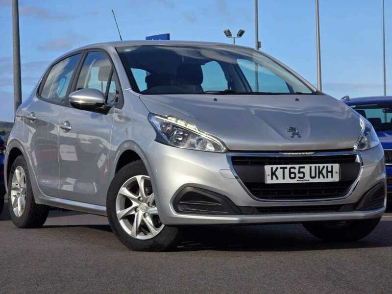 Main listing image - Peugeot 208