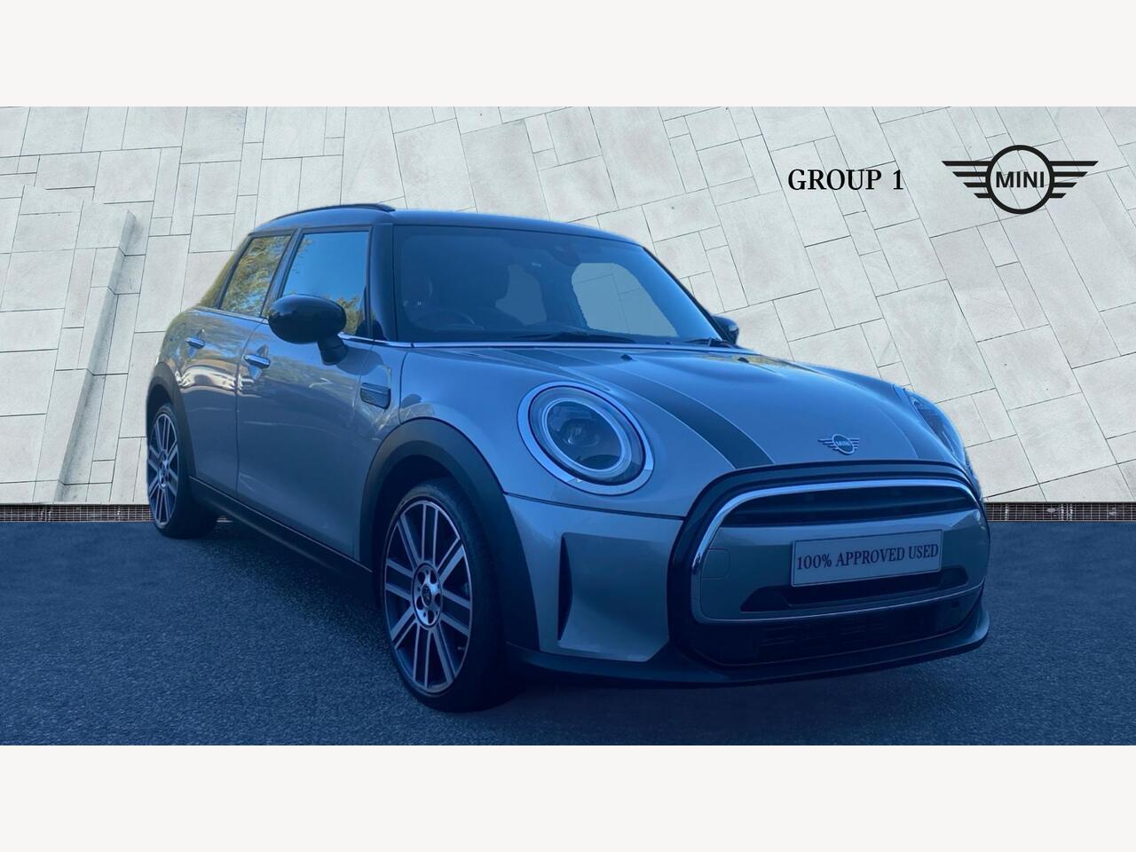 Main listing image - MINI Hatchback 5dr
