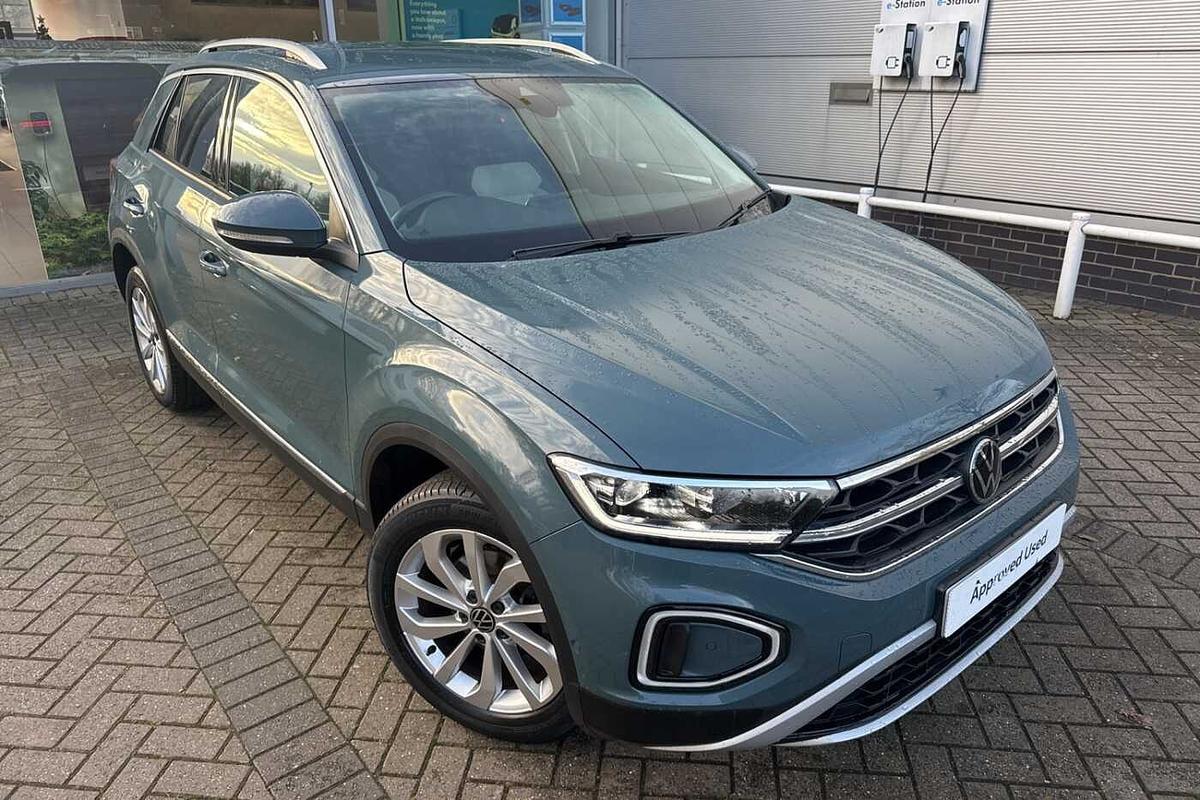Main listing image - Volkswagen T-Roc