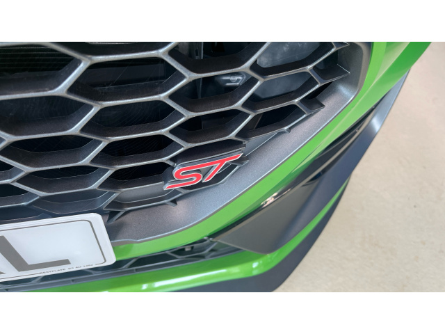 Main listing image - Ford Fiesta ST