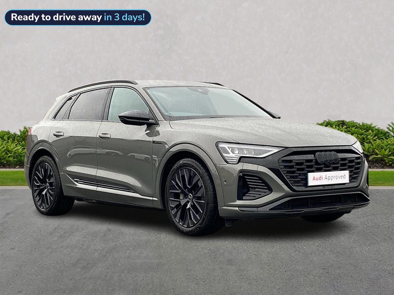 Main listing image - Audi Q8 e-tron