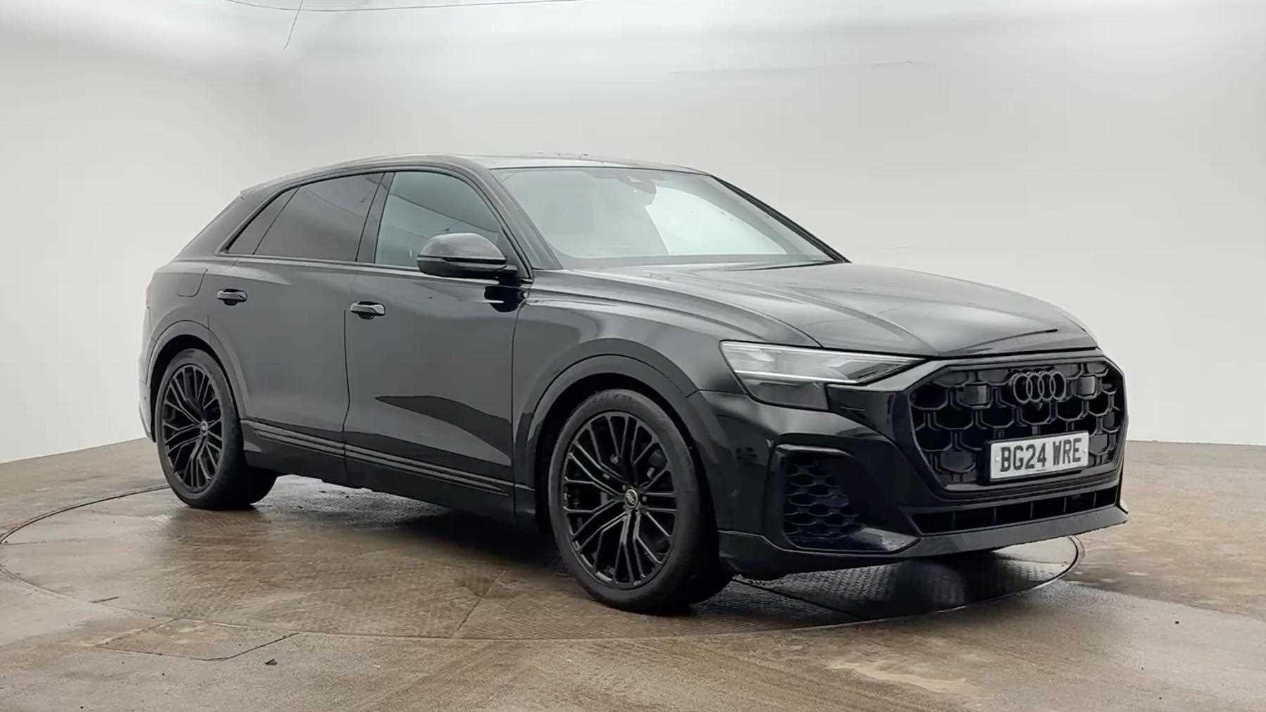 Main listing image - Audi Q8