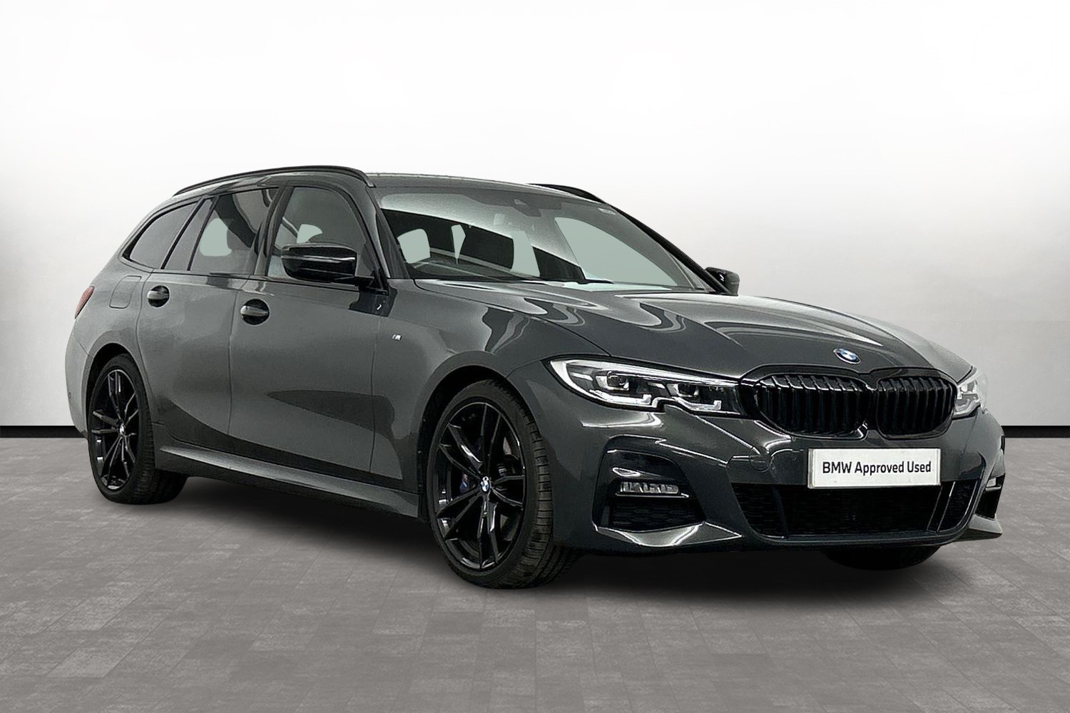 Main listing image - BMW 3 Series Touring