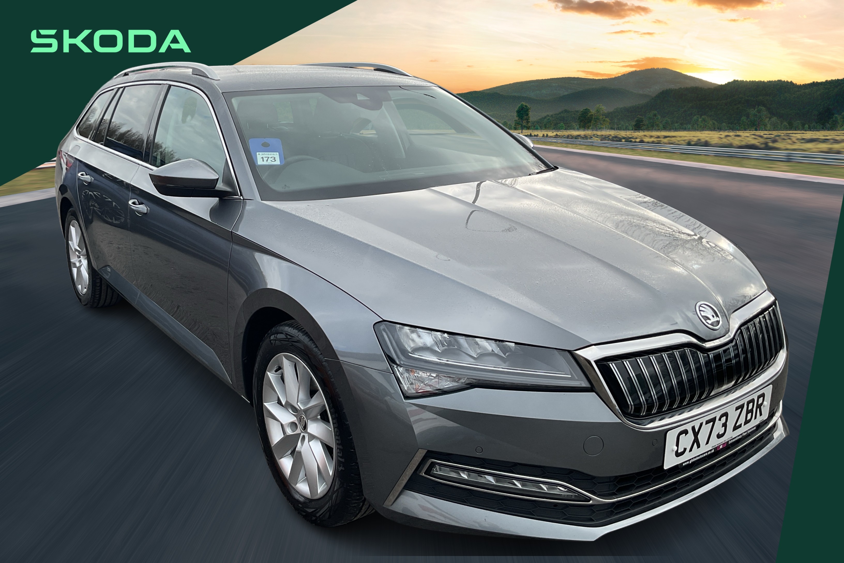Main listing image - Skoda Superb Estate