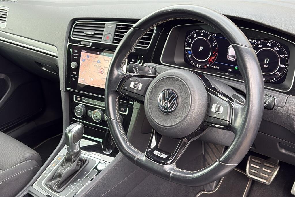 Main listing image - Volkswagen Golf R