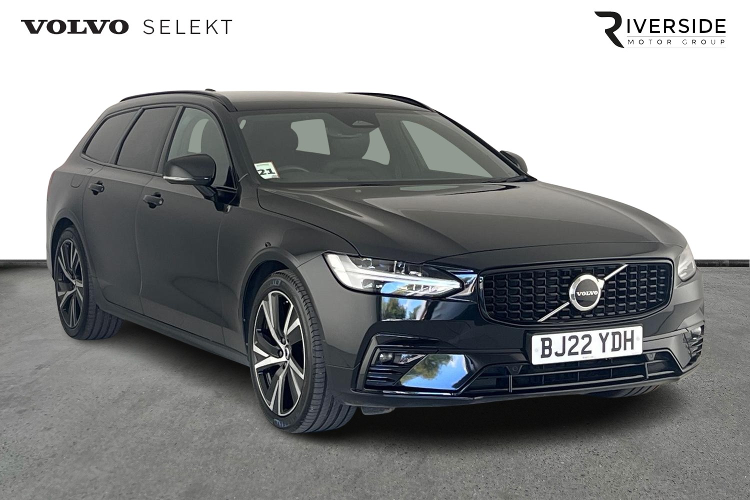 Main listing image - Volvo V90
