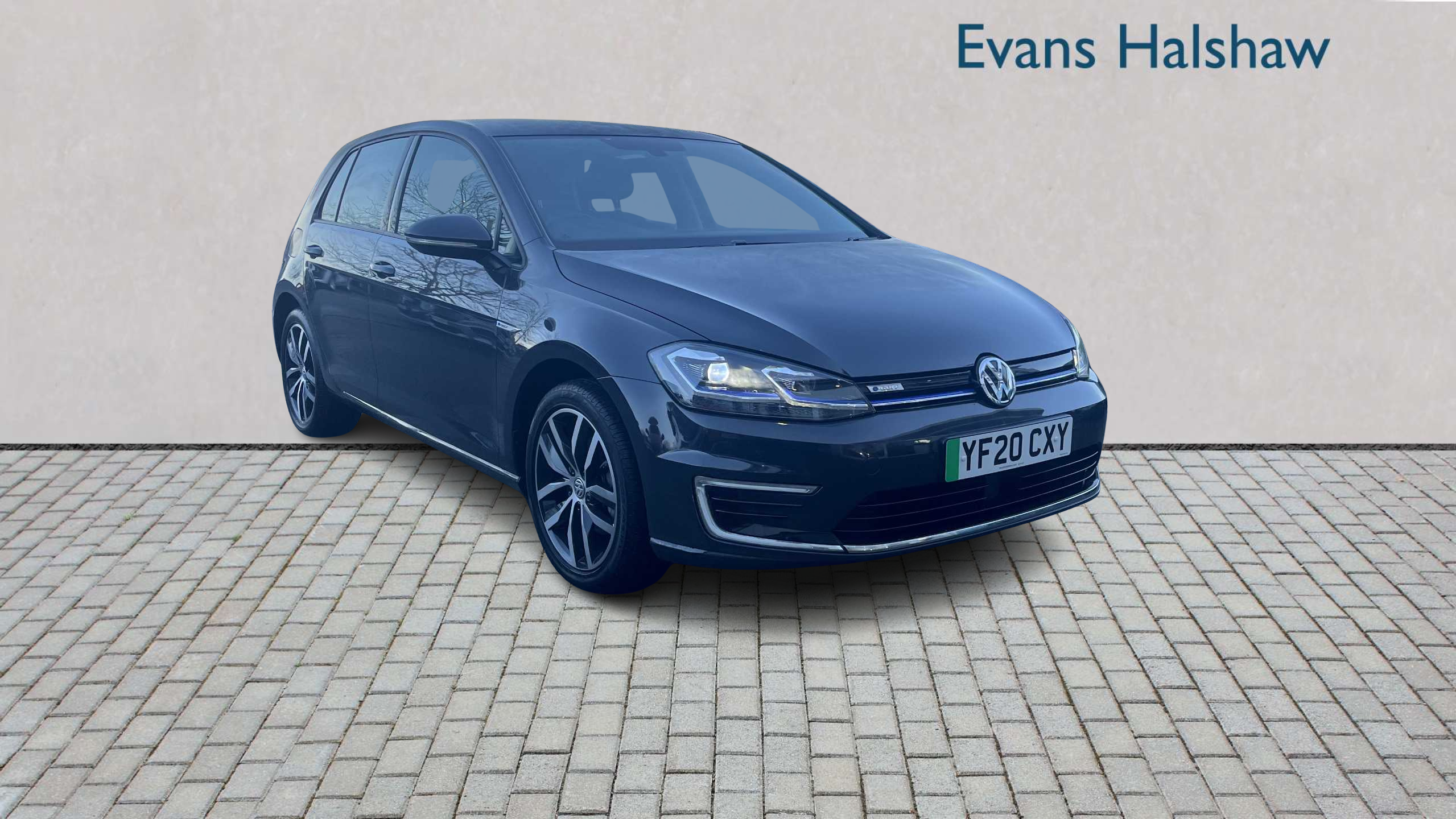 Main listing image - Volkswagen e-Golf