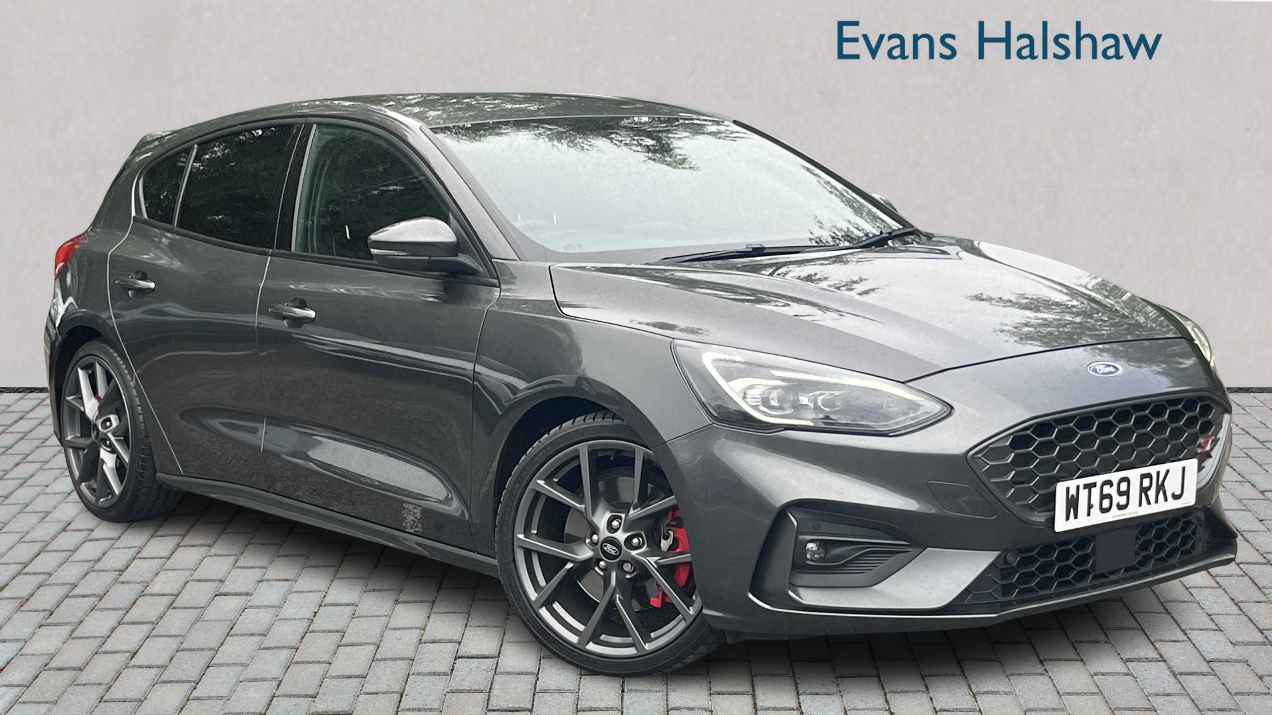 Main listing image - Ford Focus ST