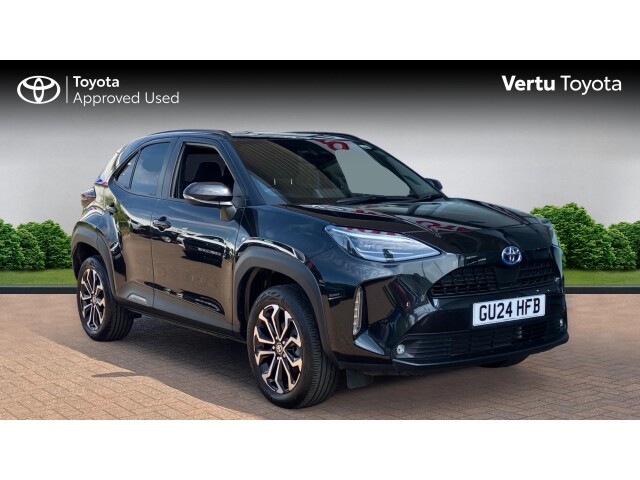 Main listing image - Toyota Yaris Cross