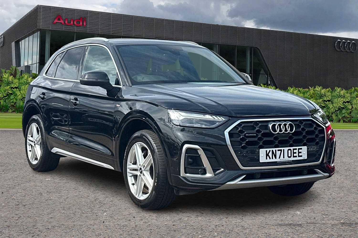 Main listing image - Audi Q5