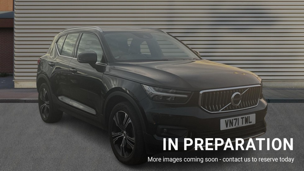 Main listing image - Volvo XC40 Recharge