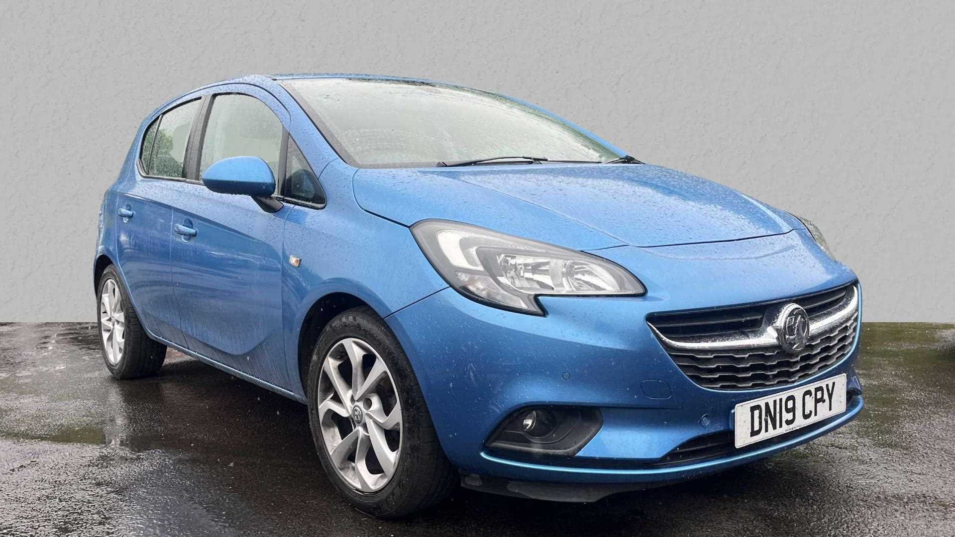Main listing image - Vauxhall Corsa