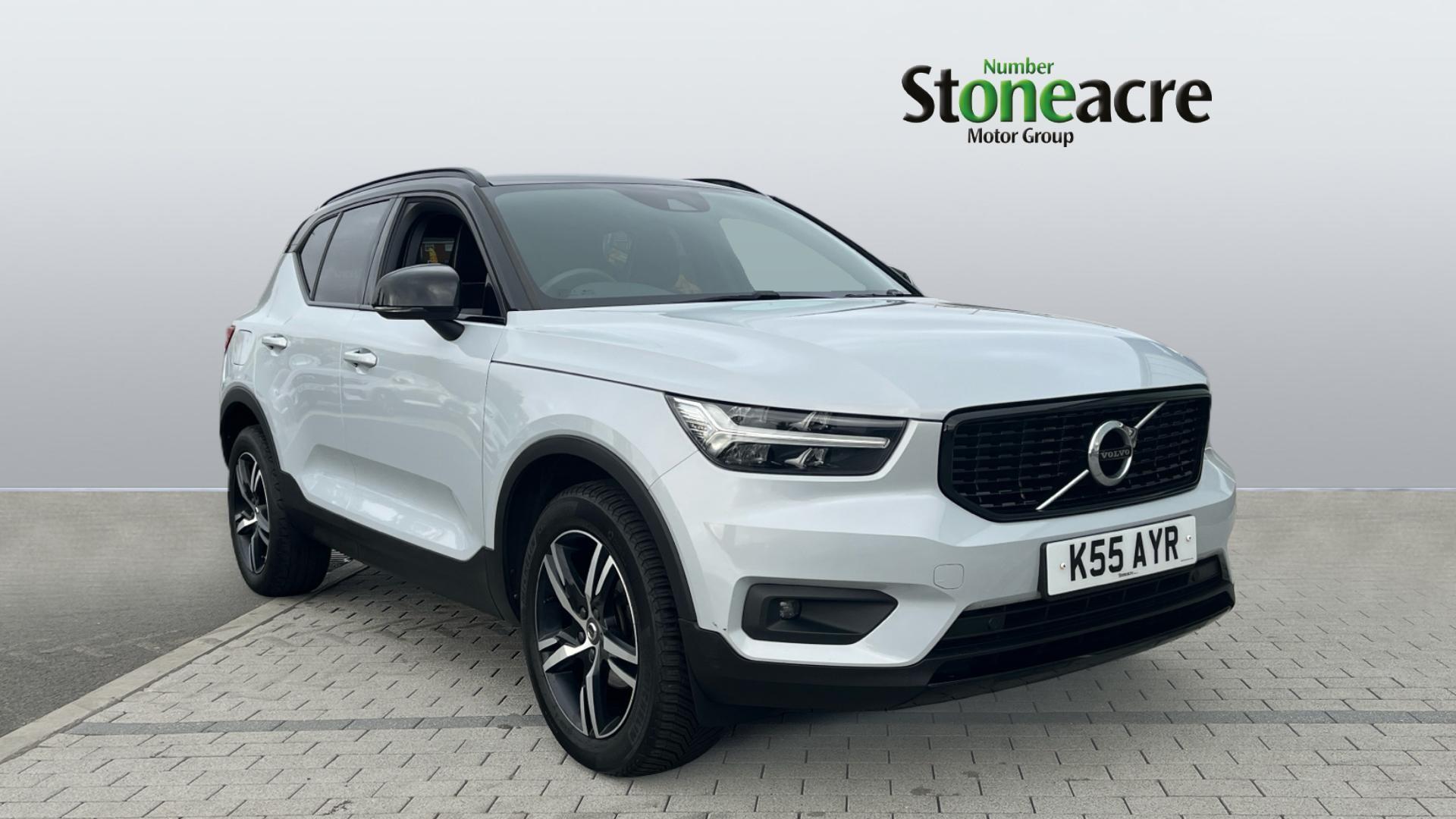 Main listing image - Volvo XC40