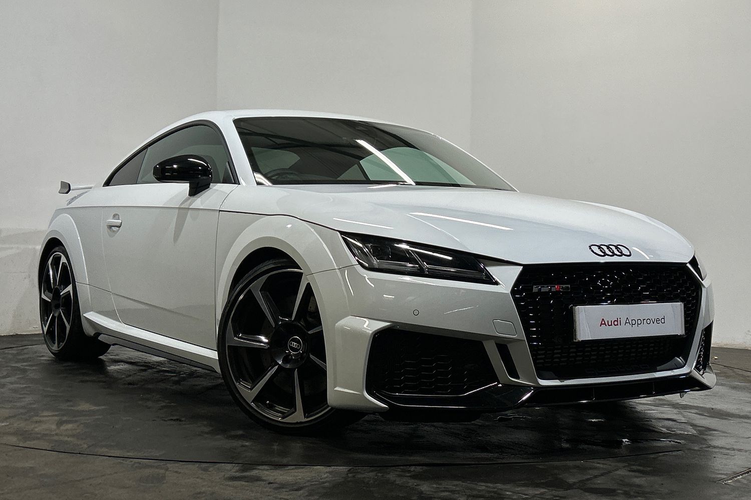 Main listing image - Audi TT RS