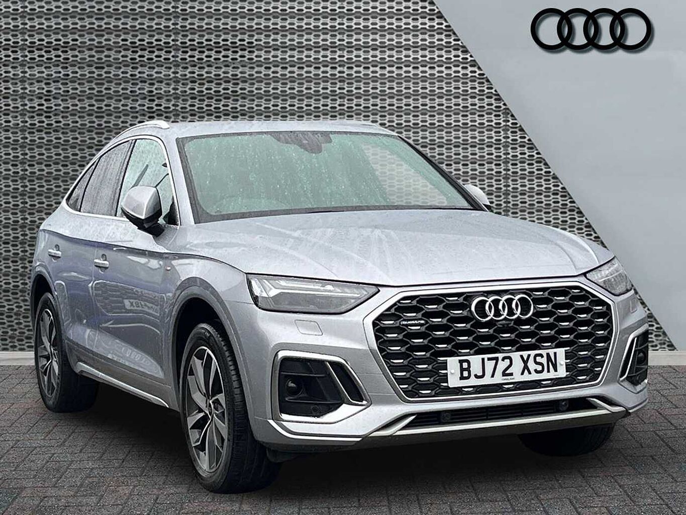 Main listing image - Audi Q5 Sportback