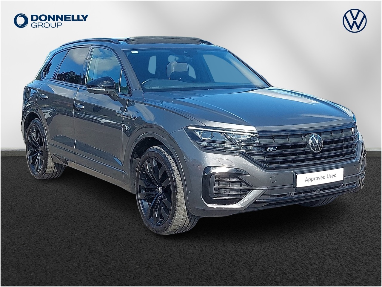 Main listing image - Volkswagen Touareg