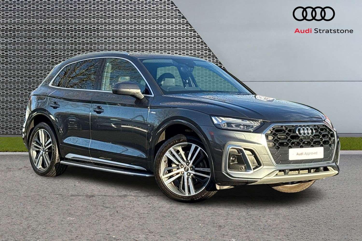 Main listing image - Audi Q5