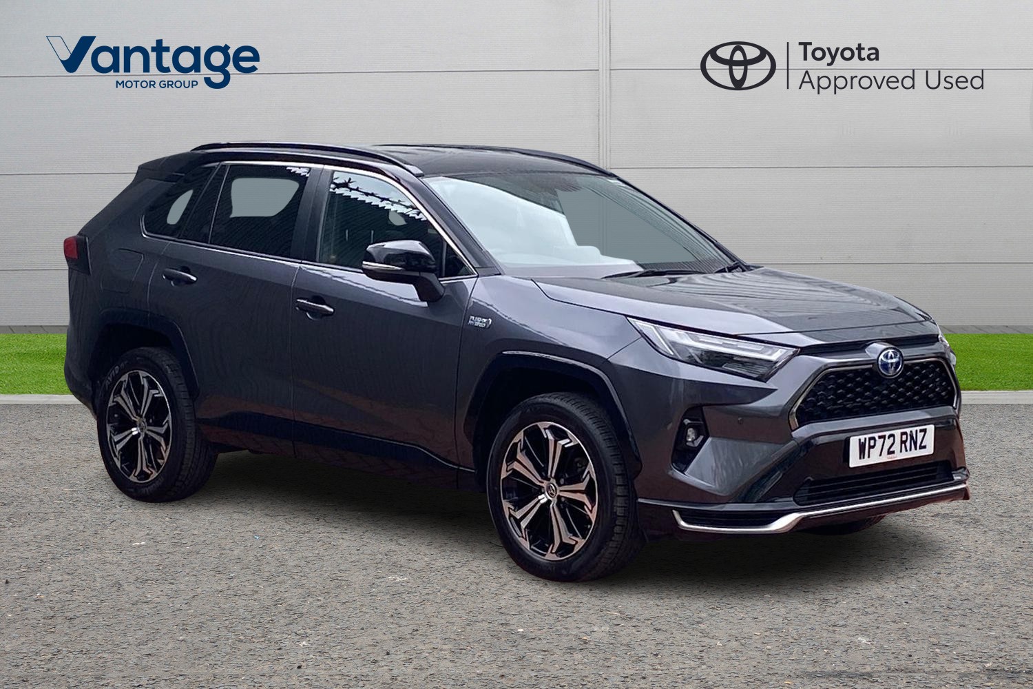 Main listing image - Toyota RAV4